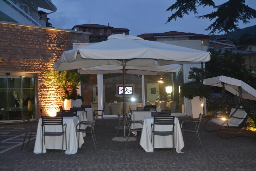 Albergo La Pace Segni Exterior foto